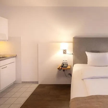 Vi Vadi Downtown Hotel
