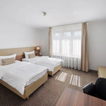 Vi Vadi Downtown 3* Monachium