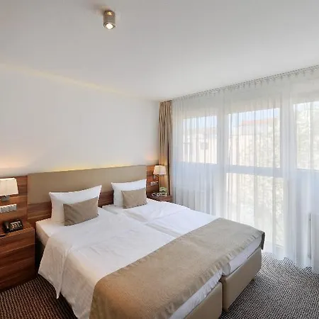 Vi Vadi Downtown 3*