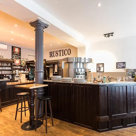 Downtown Vi Vadi Monachium