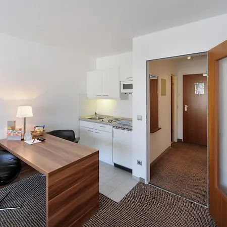 Downtown Vi Vadi 3* Munich