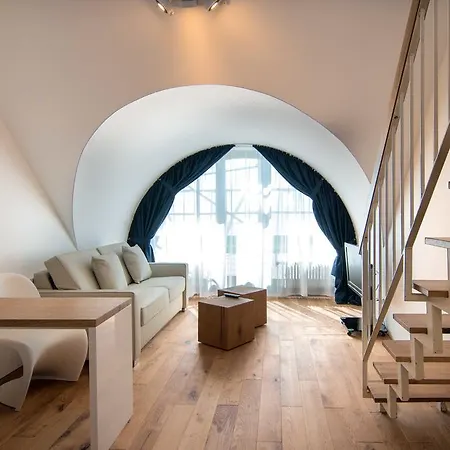 Hotel Downtown Vi Vadi