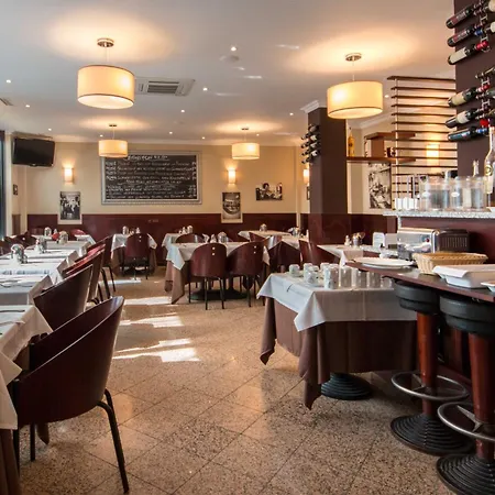 Downtown Vi Vadi Hotel 3*