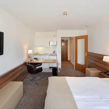 Hotel Downtown Vi Vadi 3*