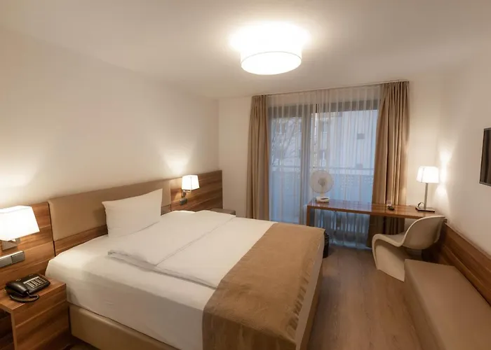 Hotel Downtown Vi Vadi München