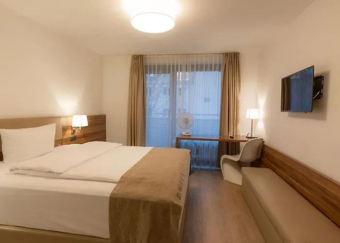 Hotel Downtown Vi Vadi München