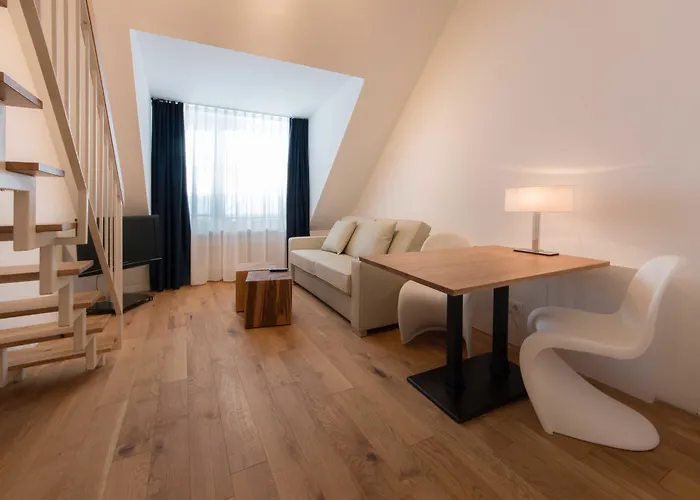 Downtown Vi Vadi Hotel München