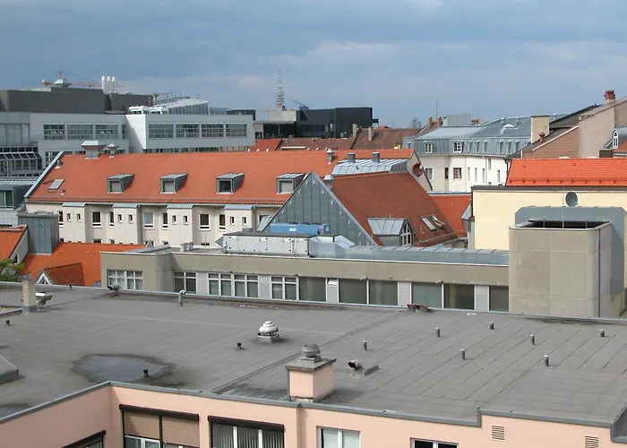 Hotel Downtown Vi Vadi München