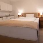 Downtown Vi Vadi 3*