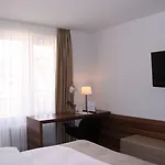 Downtown Vi Vadi 3*