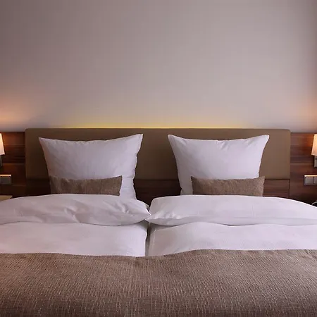 Hotel Downtown Vi Vadi 3*