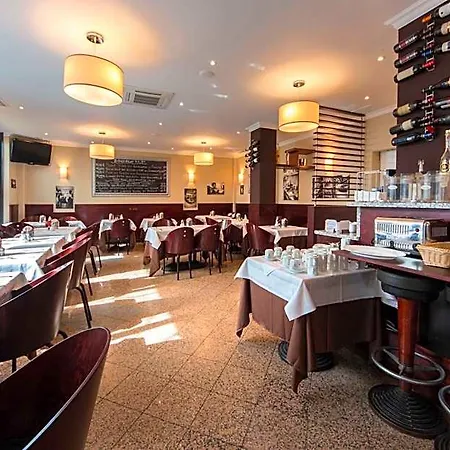 Downtown Vi Vadi Hotel 3*