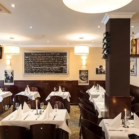 Hotel Downtown Vi Vadi