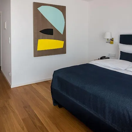 Hotel Downtown Vi Vadi 3*