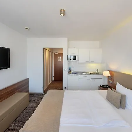 Hotel Downtown Vi Vadi