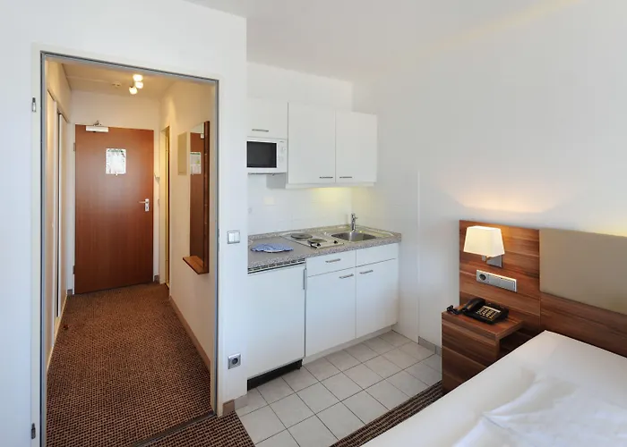 מלון Downtown Vi Vadi 3*